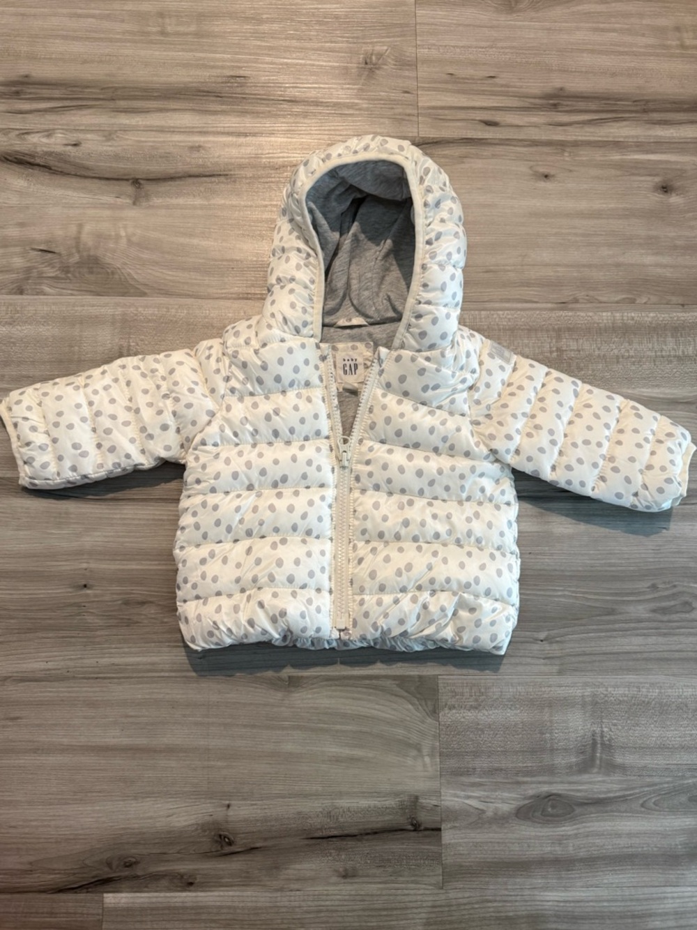 Baby GAP White Hooded Puffer Jacket with Light Gray Dot Print